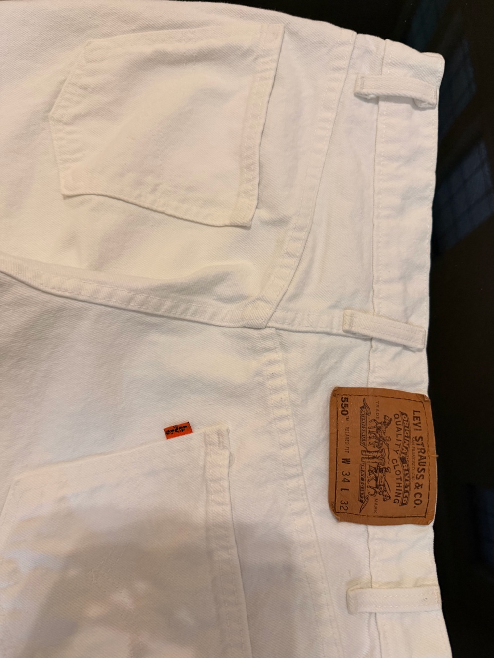 Vintage Levi’s 550 Orange Tab White Jeans Made in USA Men’s 34x32 Relaxed Fit